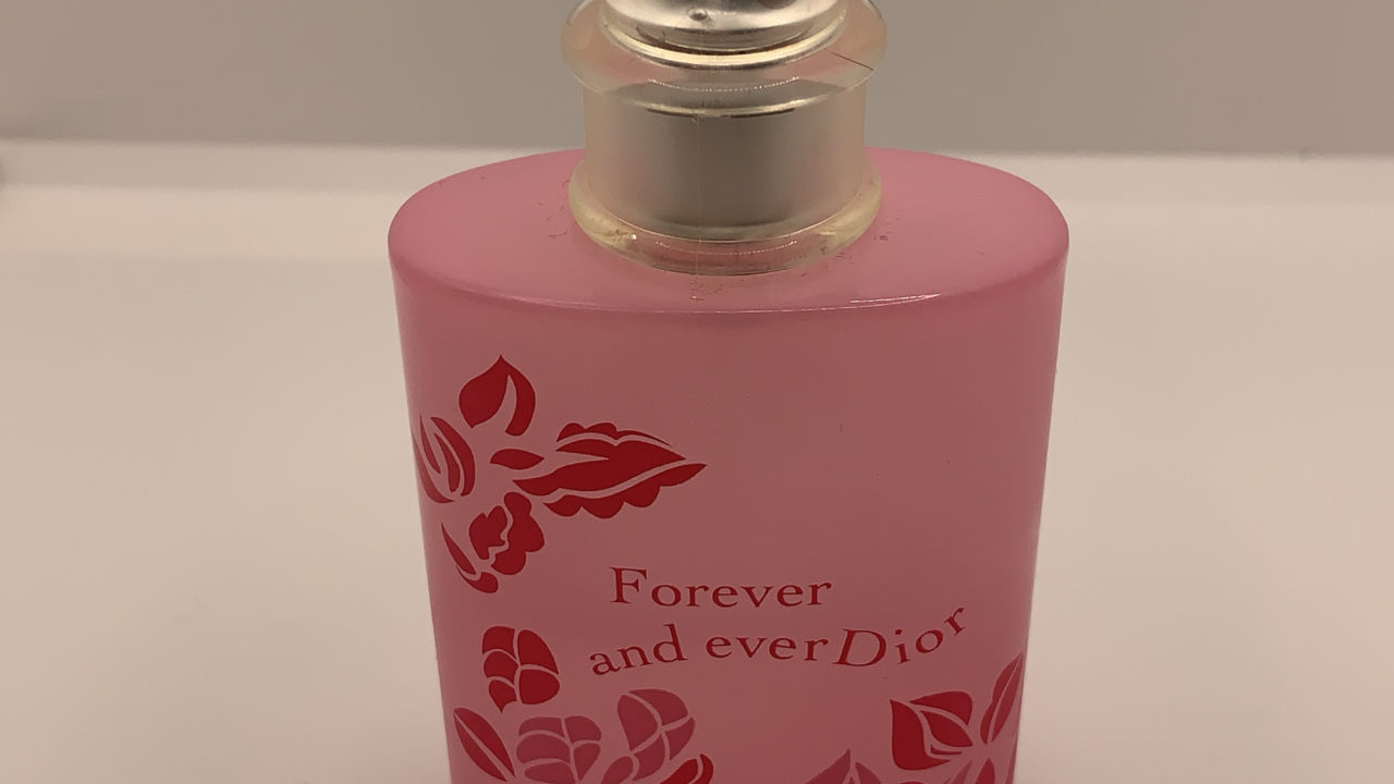 薔薇の香りの香水 ほんのり香りがするひと時 香水の紹介ブログ